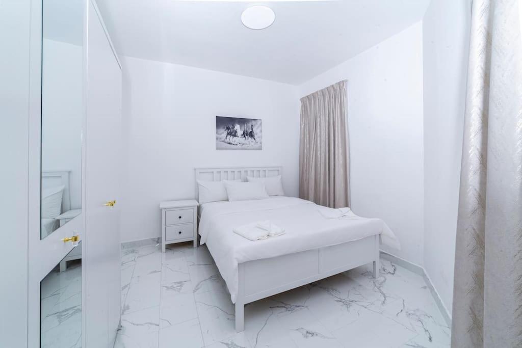 Luxury 2 Bedroom Apartment In Dubai Marina & Jbr Beach Zewnętrze zdjęcie