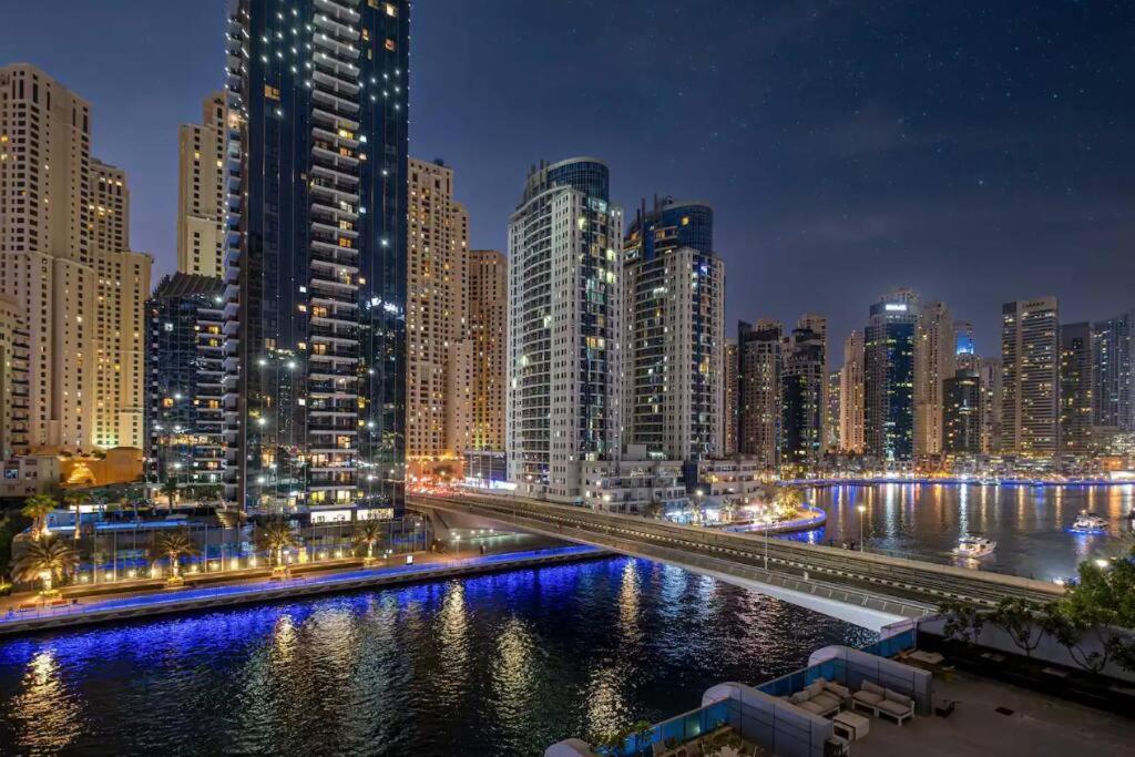 Luxury 2 Bedroom Apartment In Dubai Marina & Jbr Beach Zewnętrze zdjęcie